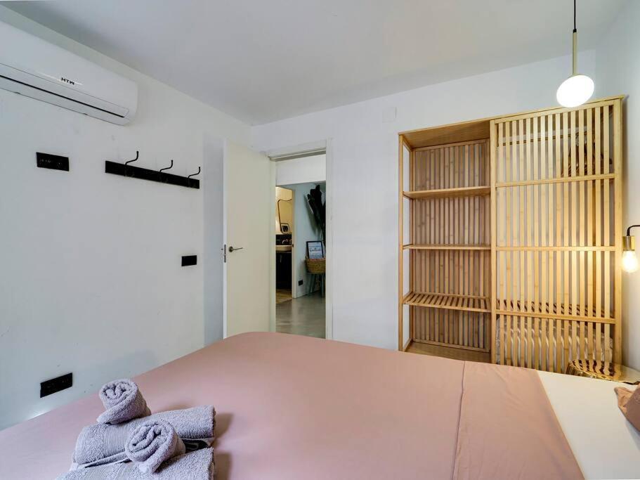 Casa Maria Townhouse- Terrace-4 Bedrooms L'Hospitalet de Llobregat Exterior photo