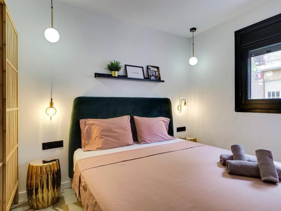 Casa Maria Townhouse- Terrace-4 Bedrooms L'Hospitalet de Llobregat Exterior photo
