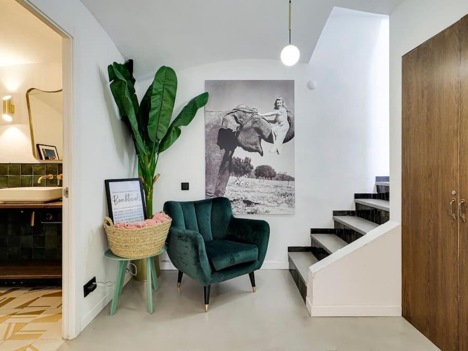 Casa Maria Townhouse- Terrace-4 Bedrooms L'Hospitalet de Llobregat Exterior photo