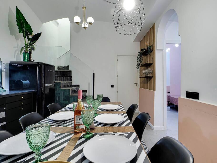 Casa Maria Townhouse- Terrace-4 Bedrooms L'Hospitalet de Llobregat Exterior photo